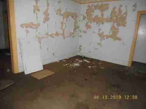 12331 Cherrylawn (14)_m.jpg